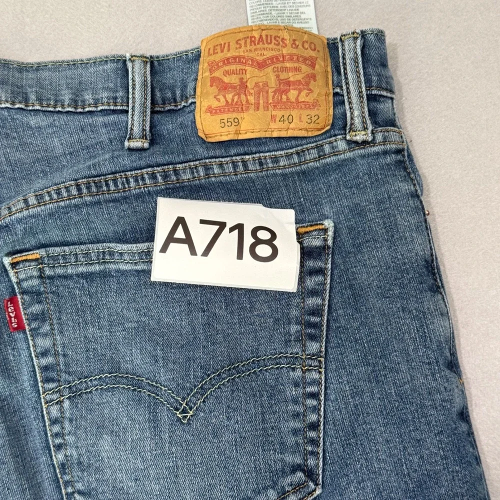 Levis levi 559